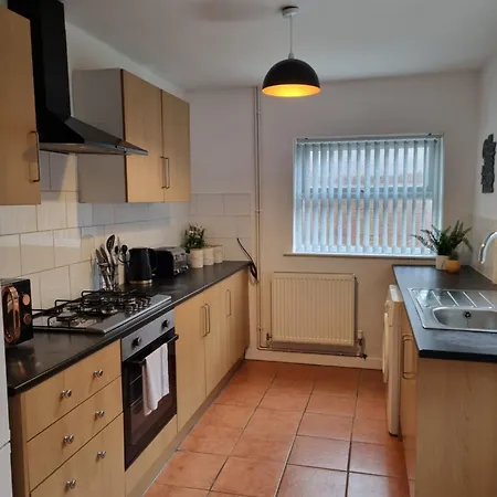 Charming Apartments - Spacious Townhouse Near City Centre And Docks, Free Parking Liverpool Buitenkant foto